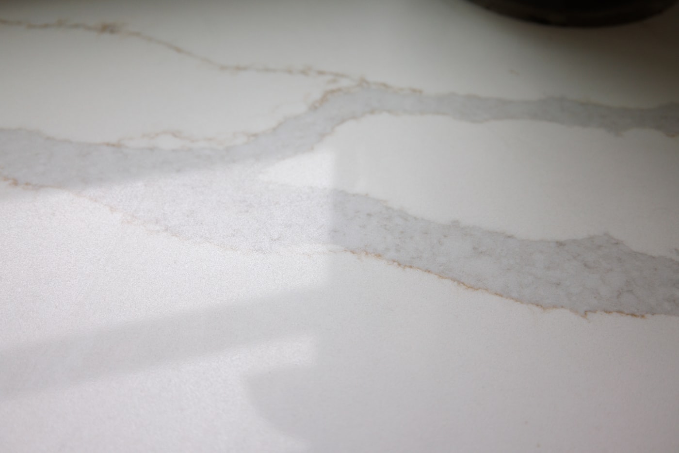 Quartz countertop and shaker door detail