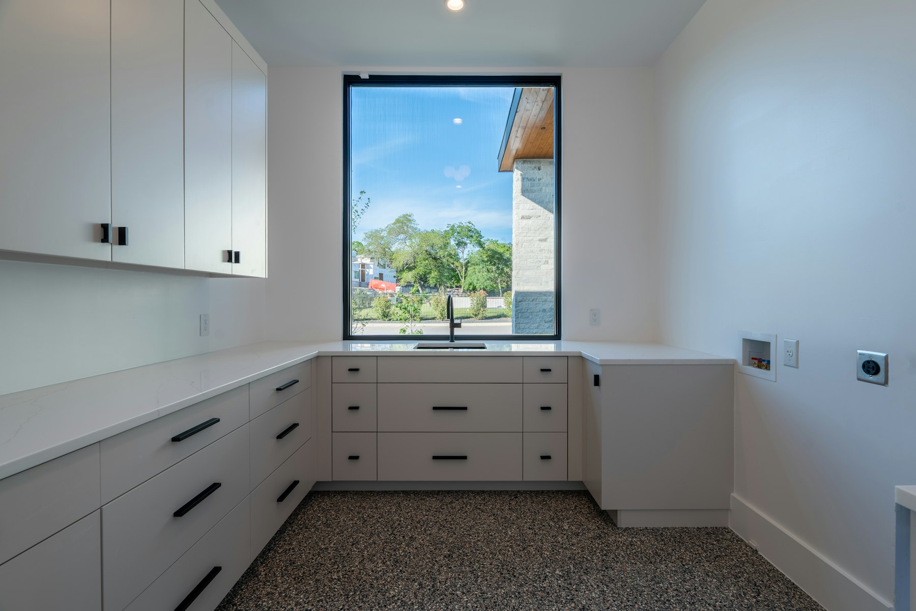 Laundry room uppers and folding counter — Largo